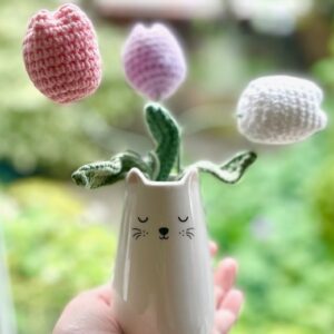 Vase - White Cat Bud Vase - Image 1